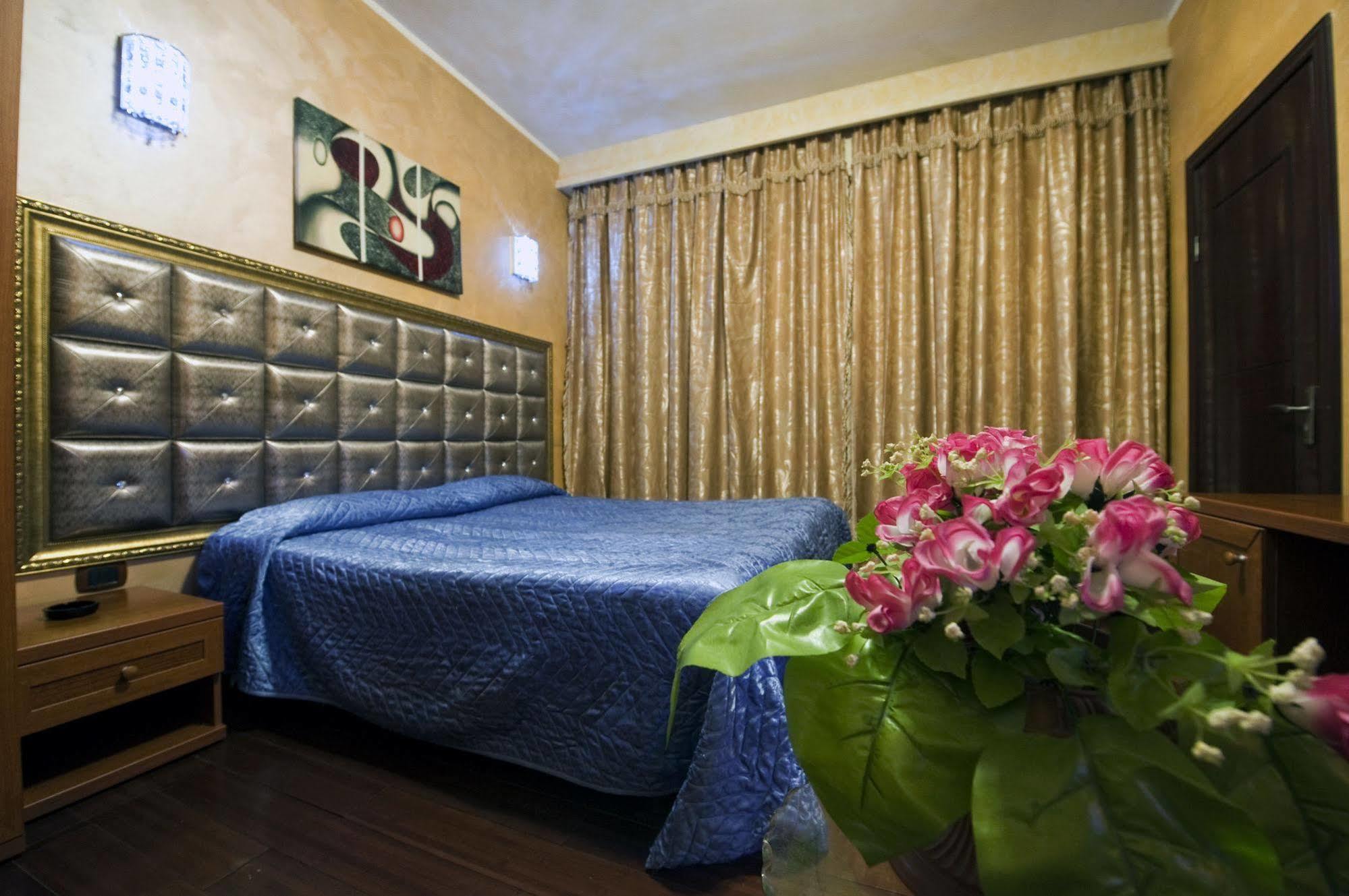 Hotel Bengasi Moncalieri Ngoại thất bức ảnh